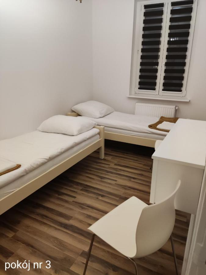 Mieszkanie Blisko Targow Poznanskich Apartment Luaran gambar